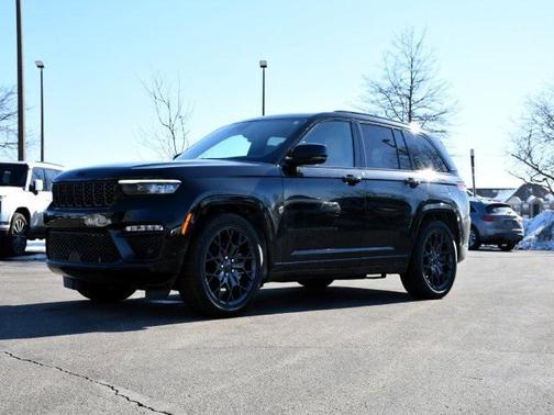 2025 Jeep Grand Cherokee Summit