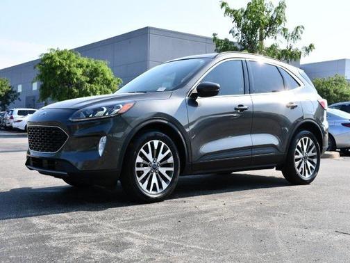 2020 Ford Escape Titanium