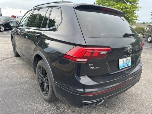 2022 Volkswagen Tiguan 2.0T SE R-Line Black 4MOTION