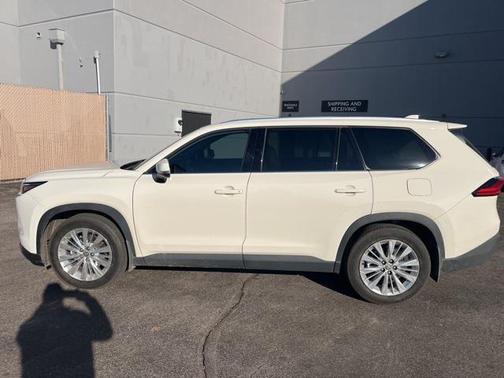 2024 Toyota Grand Highlander Platinum