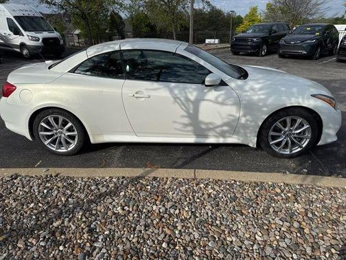 Moonlight White 2012 INFINITI G37 Base