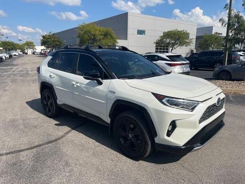 2021 Toyota RAV4 Hybrid SE