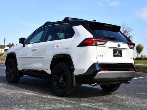 2021 Toyota RAV4 Hybrid SE