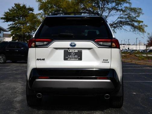 2021 Toyota RAV4 Hybrid SE