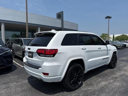2018 Jeep Grand Cherokee Altitude