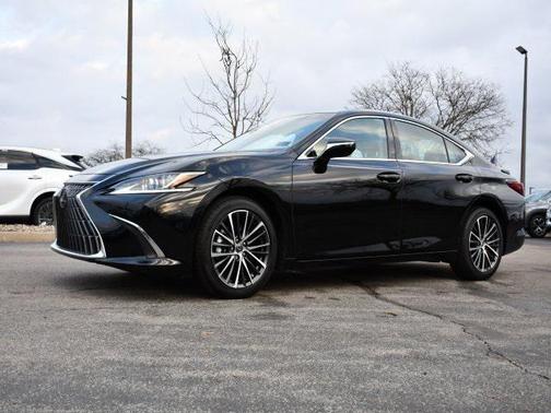 2025 Lexus ES 300h Base