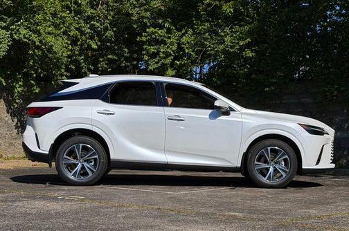 White Pearl 2026 Lexus RX 350h Premium