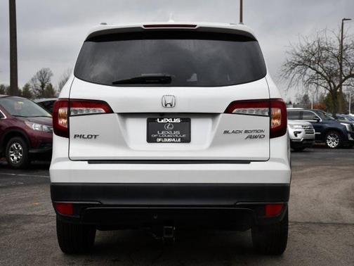 2021 Honda Pilot AWD Black Edition