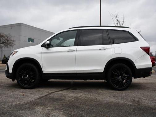 2021 Honda Pilot AWD Black Edition