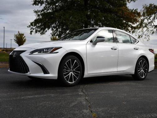 2025 Lexus ES 350 Base