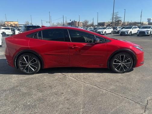 2023 Toyota Prius XLE