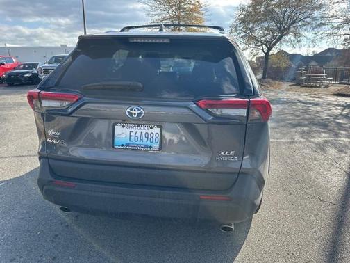 2022 Toyota RAV4 Hybrid XLE Premium