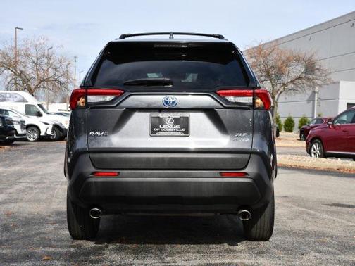 2022 Toyota RAV4 Hybrid XLE Premium