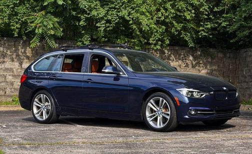 Imperial Blue Metallic 2017 BMW 330 xDrive