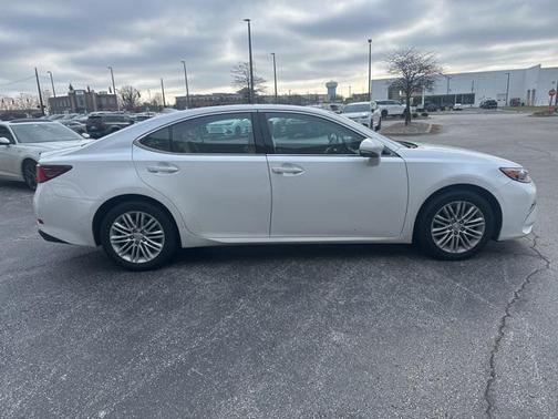2017 Lexus ES 350 Base