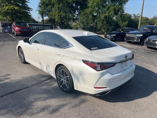 2023 Lexus ES 350 Base
