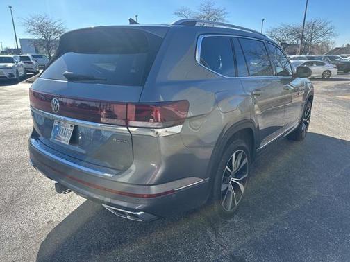 2024 Volkswagen Atlas 2.0T SEL Premium R-Line 4MOTION