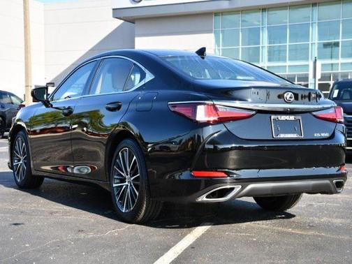 2025 Lexus ES 350 Base