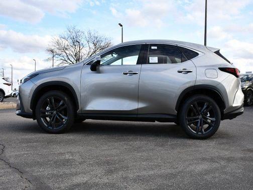 2026 Lexus NX 450h+ Luxury