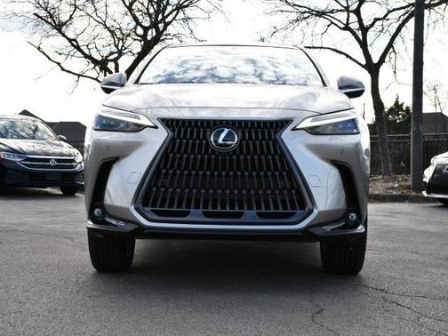 2026 Lexus NX 450h+ Luxury