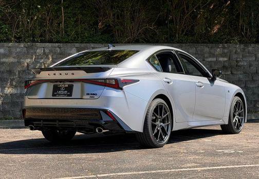 Iridium 2026 Lexus IS 350 F SPORT Design