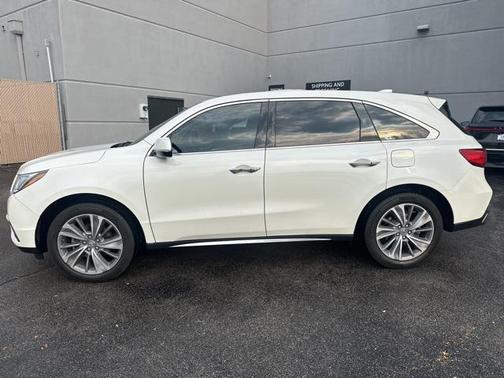 2017 Acura MDX 3.5L w/Technology Package