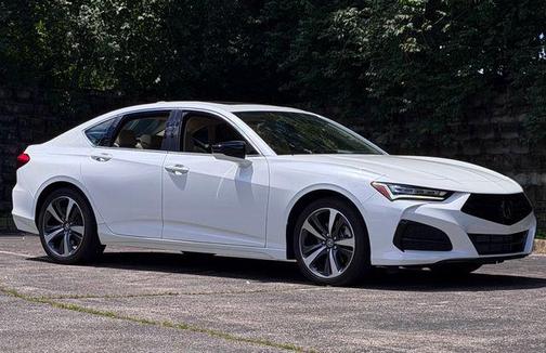 Platinum White Pearl 2025 Acura TLX Technology