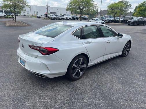 Platinum White Pearl 2025 Acura TLX Technology