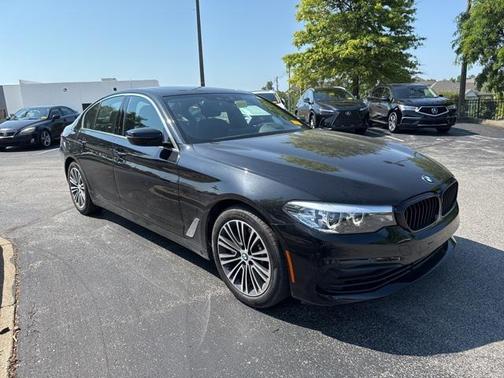2019 BMW 540 540i