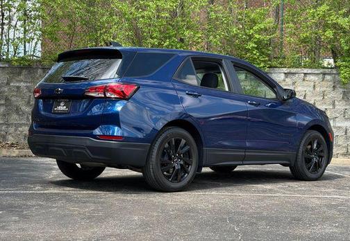 Blue Glow Metallic 2023 Chevrolet Equinox LS