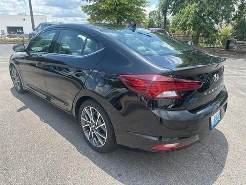 2019 Hyundai ELANTRA Limited