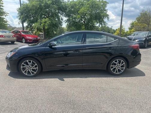 2019 Hyundai ELANTRA Limited