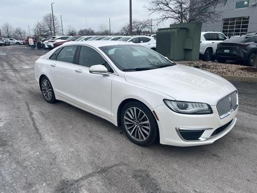 2018 Lincoln MKZ Select