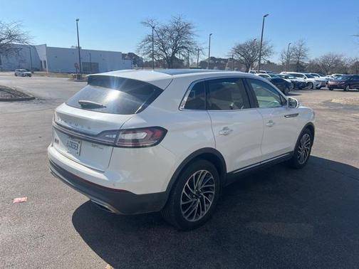 2020 Lincoln Nautilus Reserve