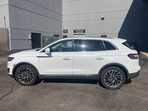 2020 Lincoln Nautilus Reserve