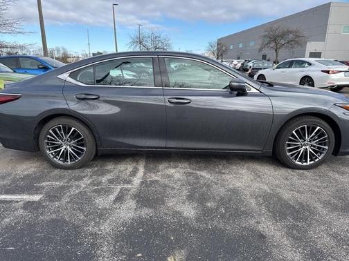 2025 Lexus ES 350 Base