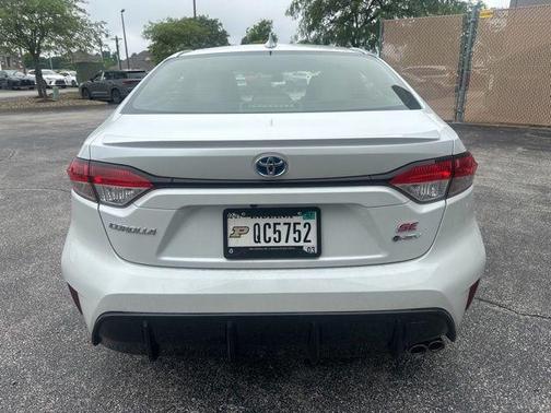 Wind Chill Pearl 2025 Toyota Corolla Hybrid SE