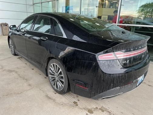 2017 Lincoln MKZ Base