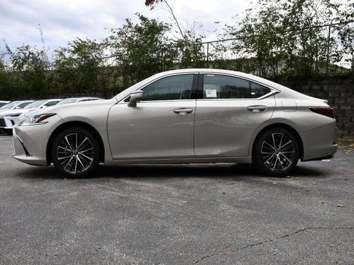 2025 Lexus ES 350 Base