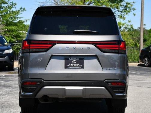 2022 Lexus LX 600 Luxury