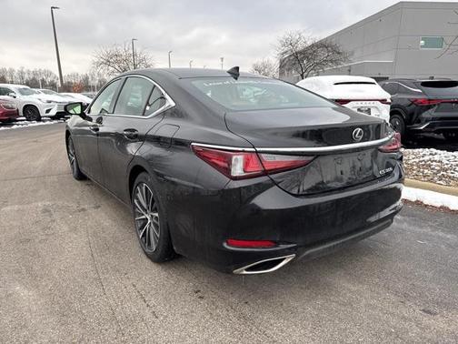 2025 Lexus ES 350 Base