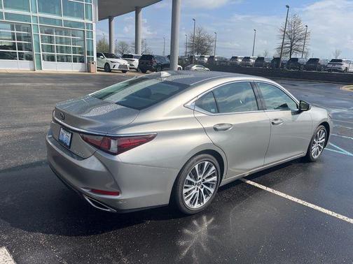 Atomic Silver 2020 Lexus ES 350 Base