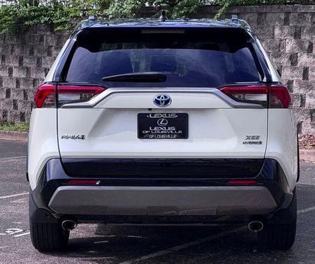 2021 Toyota RAV4 Hybrid SE