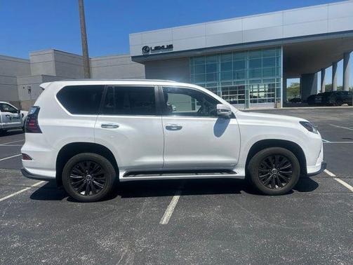 Eminent White Pearl 2023 Lexus GX 460 Premium