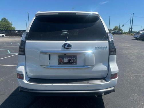 Eminent White Pearl 2023 Lexus GX 460 Premium