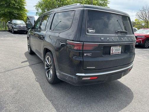 Diamond Black Crystal Pearlcoat 2023 Jeep Wagoneer Series III 4x4