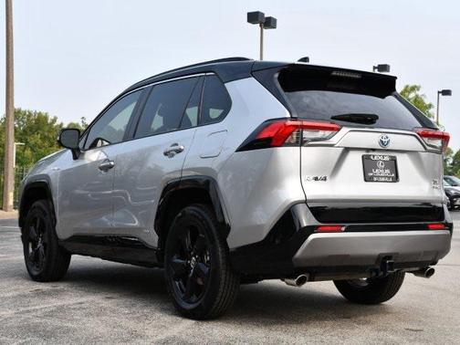 2021 Toyota RAV4 Hybrid SE