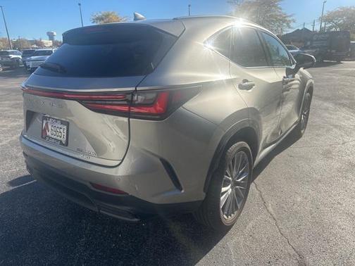 2022 Lexus NX 350h Luxury