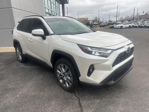 2022 Toyota RAV4 XLE Premium