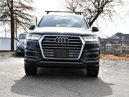 2019 Audi Q7 45 Premium Plus